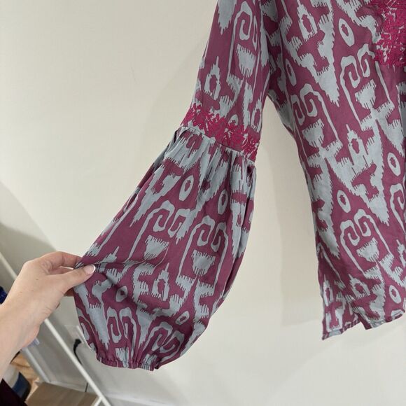 Irving & Fine Balloon Sleeve 100% Silk Geometric Print Blouse Boho Chic - Picture 5 of 5